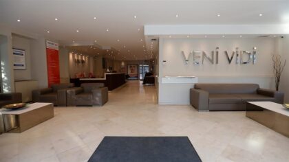 Veni Vidi Eye Clinics