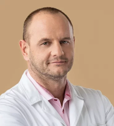 Dubecz Dániel