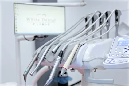 White Dental Clinic
