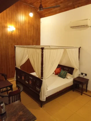 Shantitheeram Ayurveda Heritage Resort