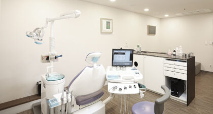 Sinchon Dain Dental Hospital