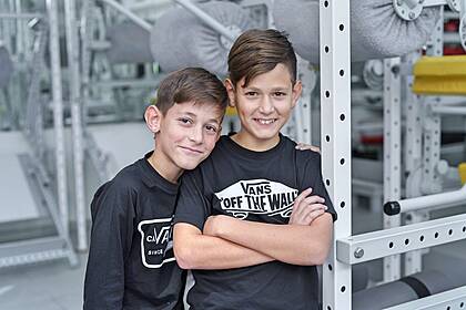 Dr. Blum’s Biomechanics Center Dr. Blum’s Biomechanics Center