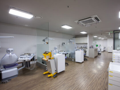 Sinchon Dain Dental Hospital