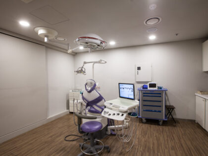 Sinchon Dain Dental Hospital